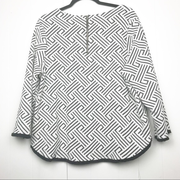 Anthro W5 Geometric Embroidered fringe hem blouse - Picture 5 of 7